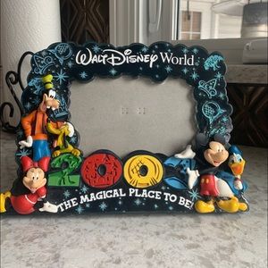 Walt Disney World dated 4 x 6 five character frame